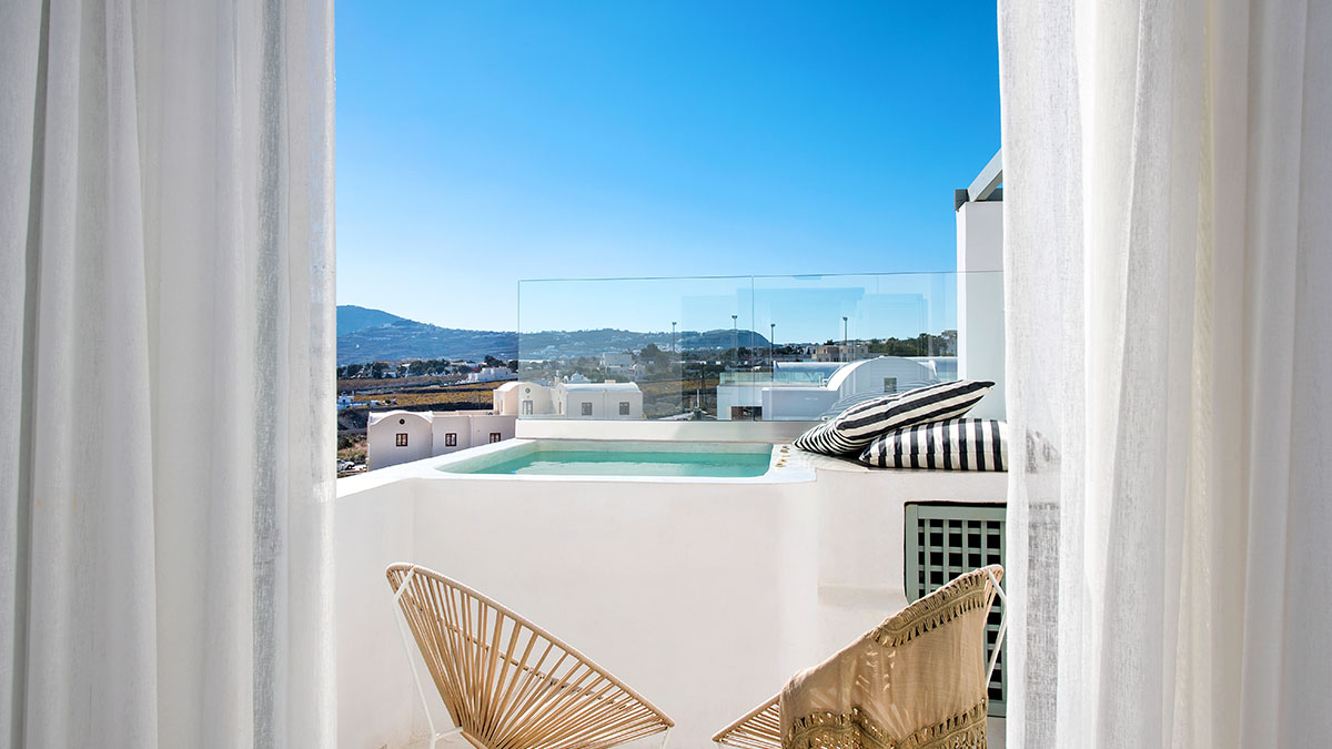 Senior Suite with Outdoor Jacuzzi